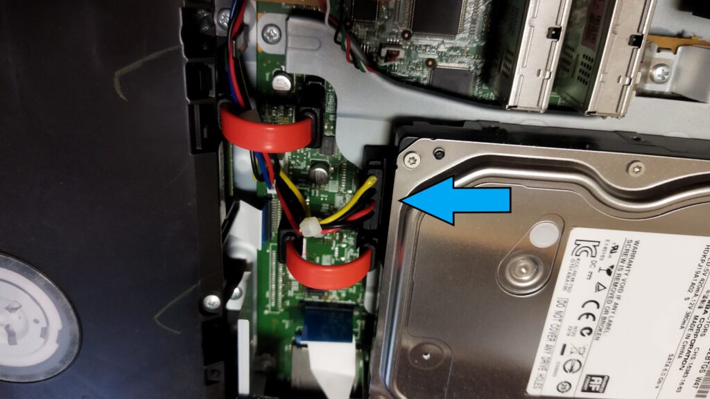 東芝ブルーレイ DBR-T350 HDD SATA コネクタ その3