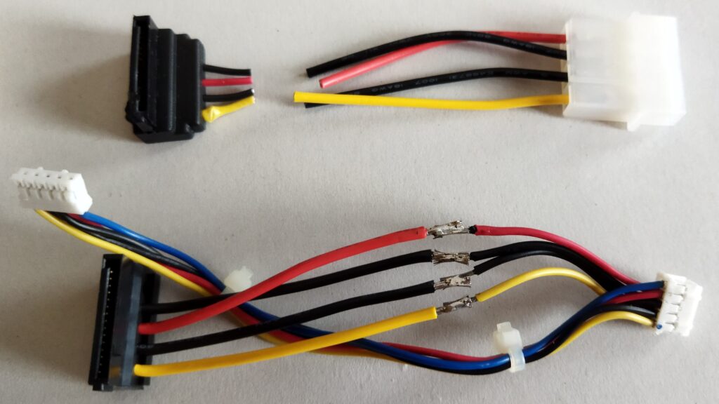 東芝ブルーレイ DBR-T350 HDD SATA コネクタ交換作業 その6